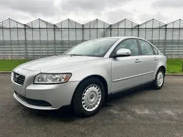 Volvo S40 2010 photo 3