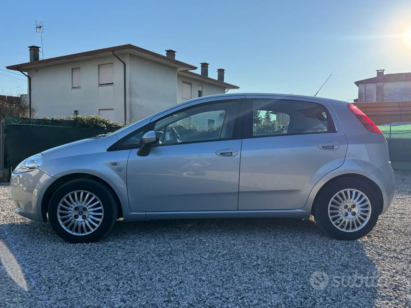 Fiat Grande Punto 2007 photo 3