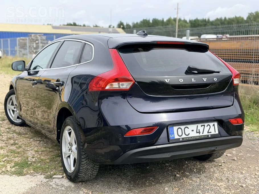 Volvo V40 2016 photo 2