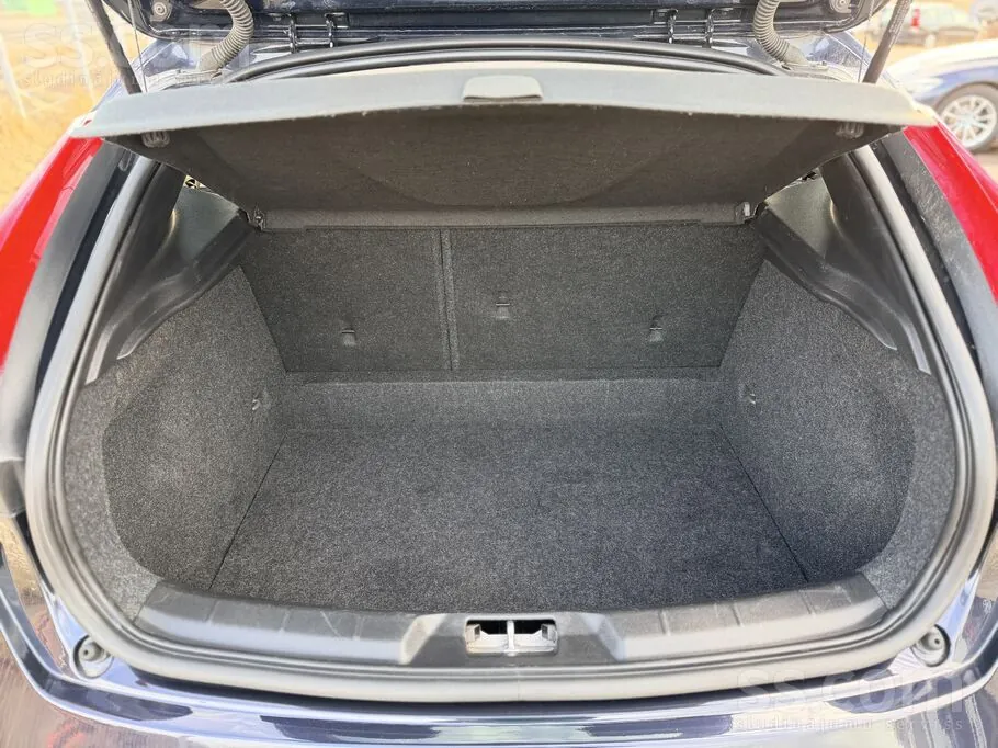 Volvo V40 2016 photo 5