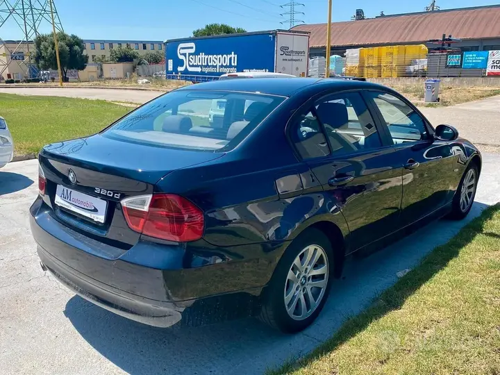 BMW 320D 2006 photo 4