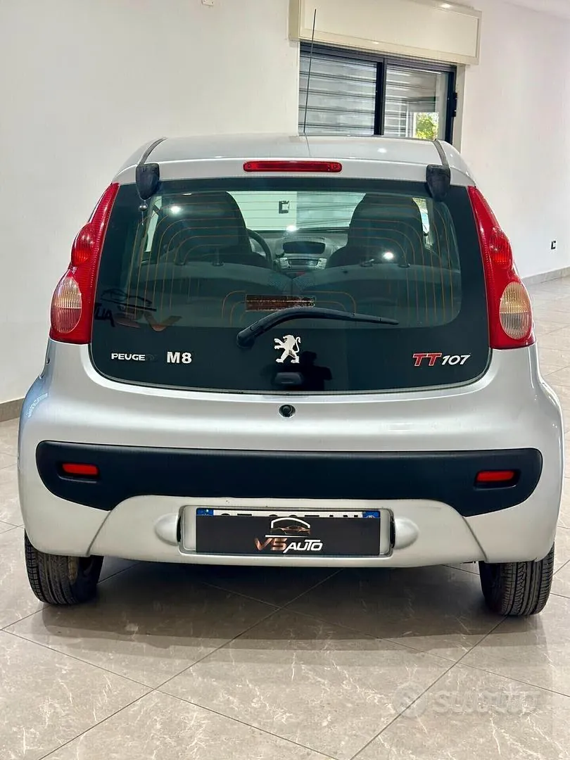 Peugeot 107 2005 photo 5