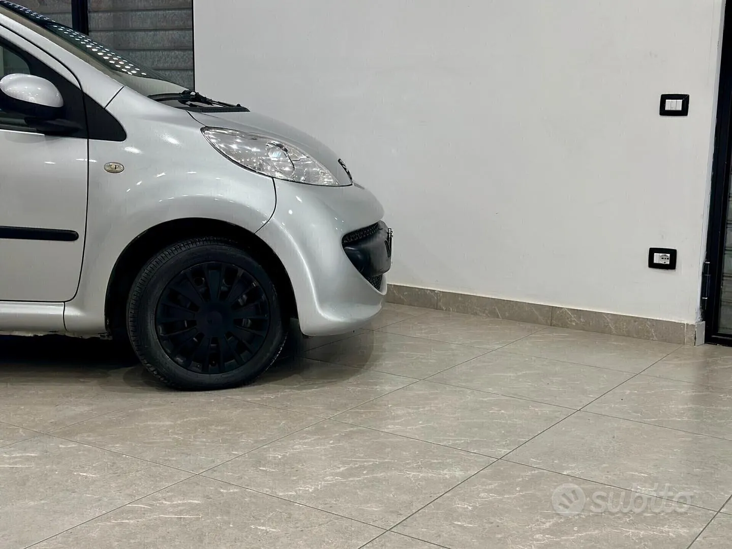 Peugeot 107 2005 photo 4