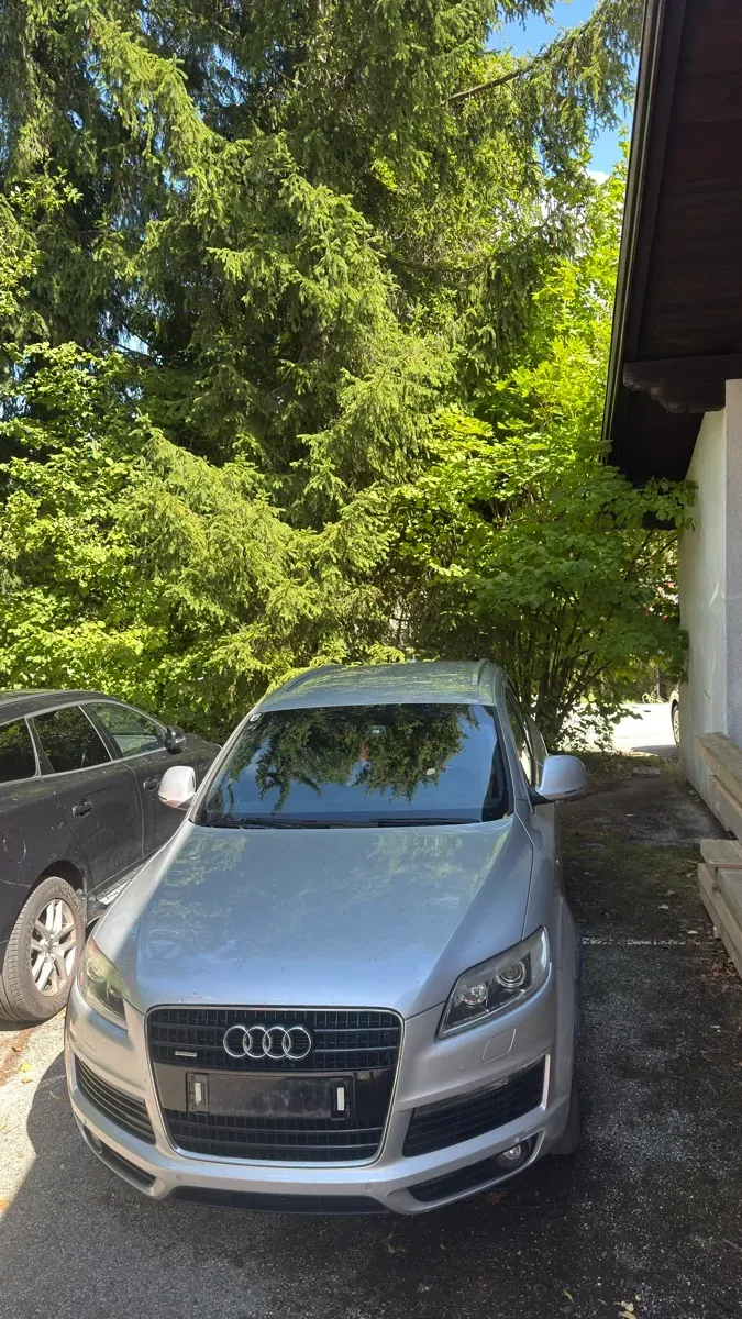 Audi Q7 2008 photo 2
