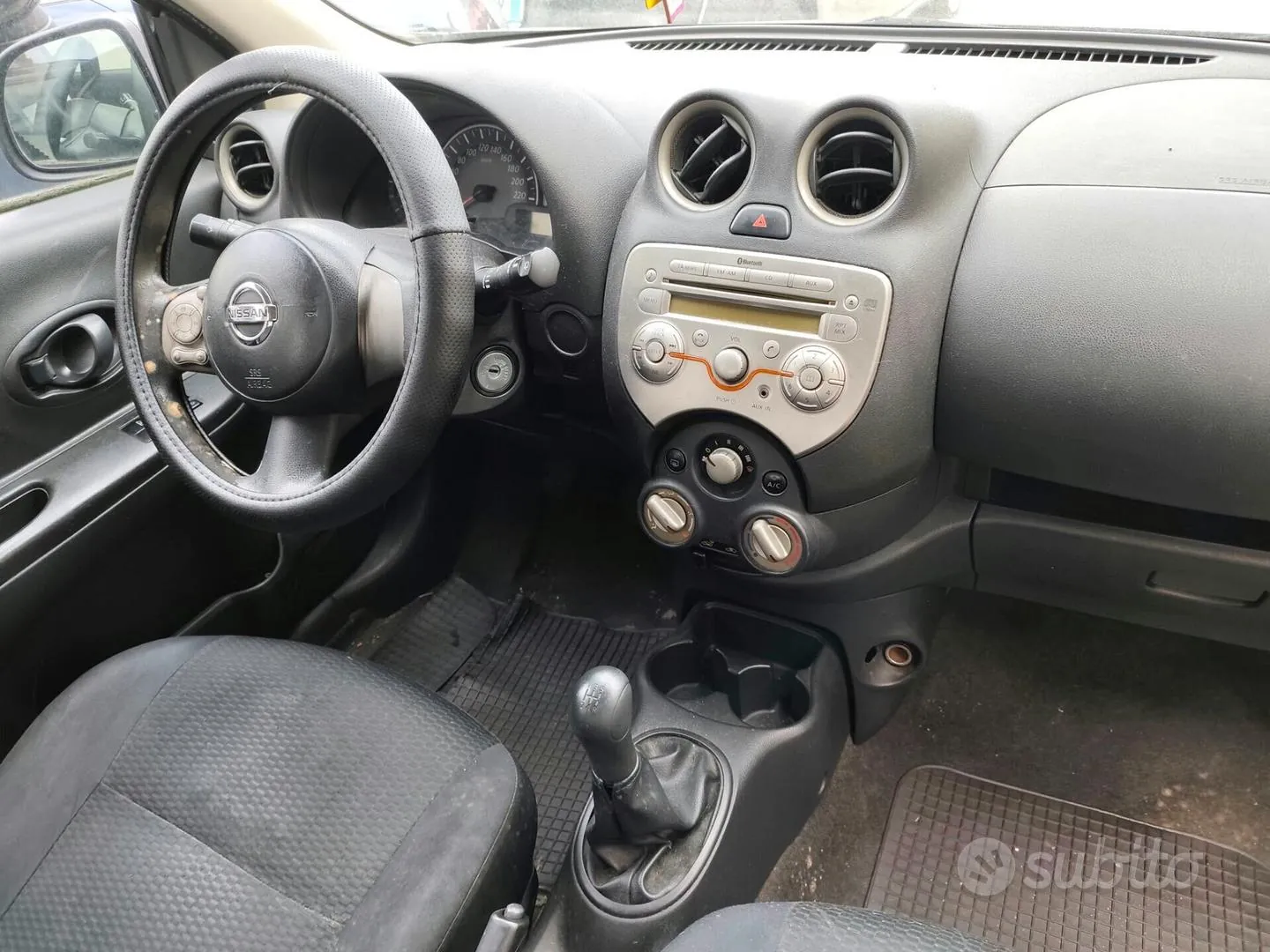 Nissan Micra 2011 photo 5