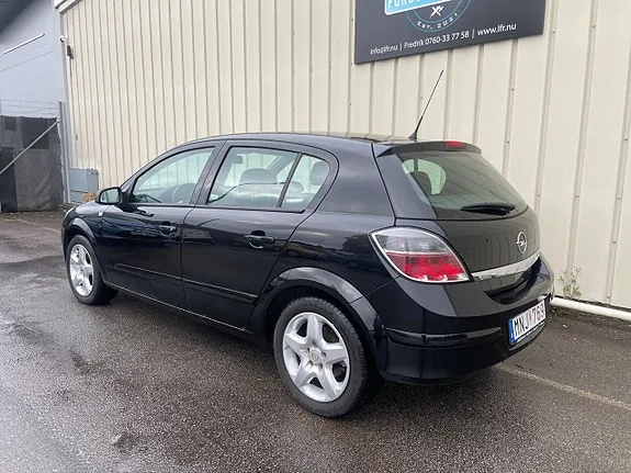 Opel Astra 2008 photo 3