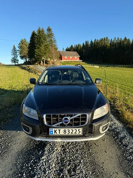 Volvo Xc70 2012 photo 2