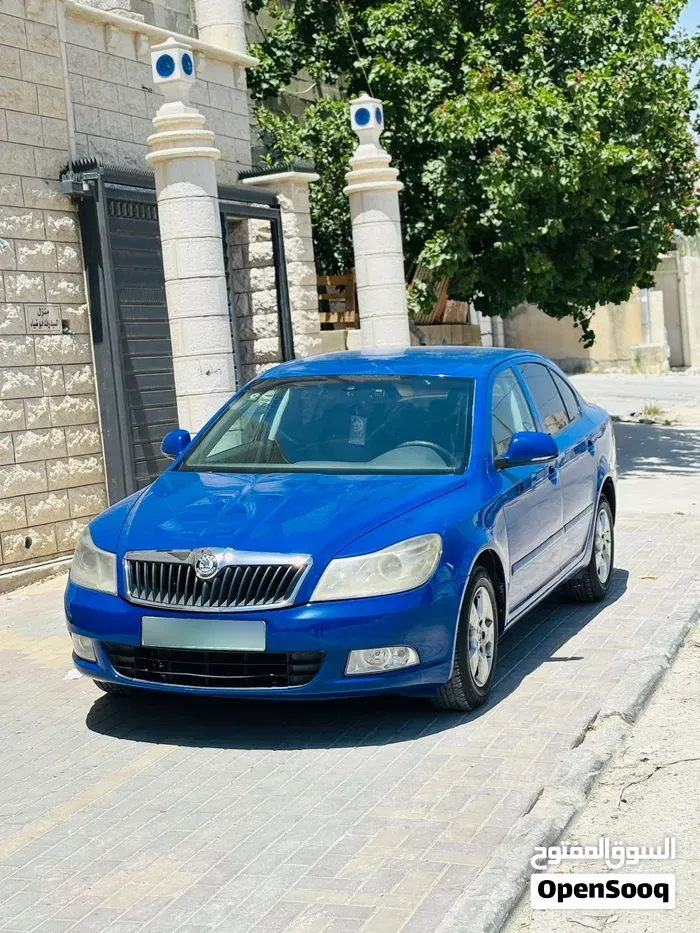 Skoda Octavia 2011 photo 2