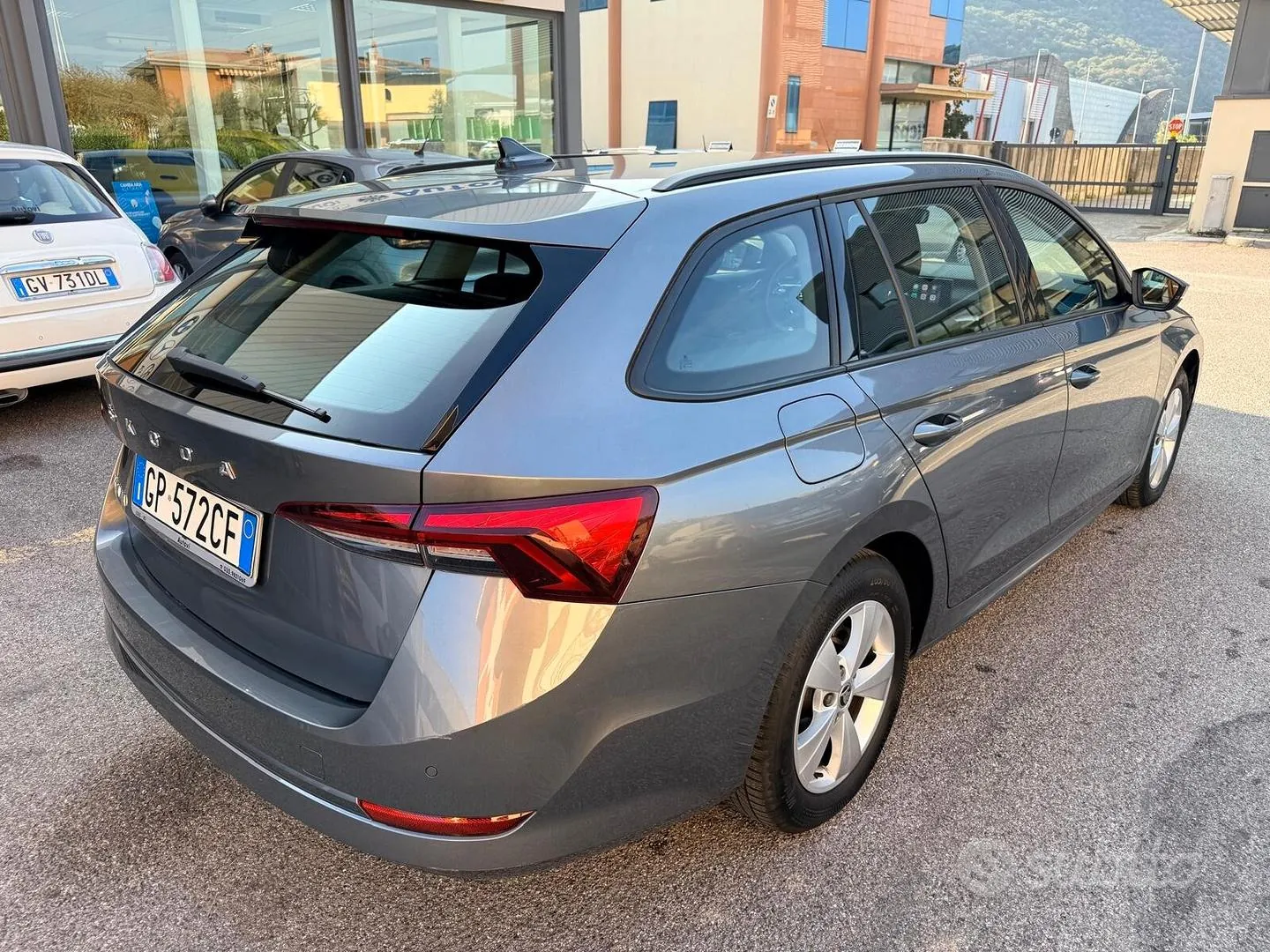 Skoda Octavia 2023 photo 2