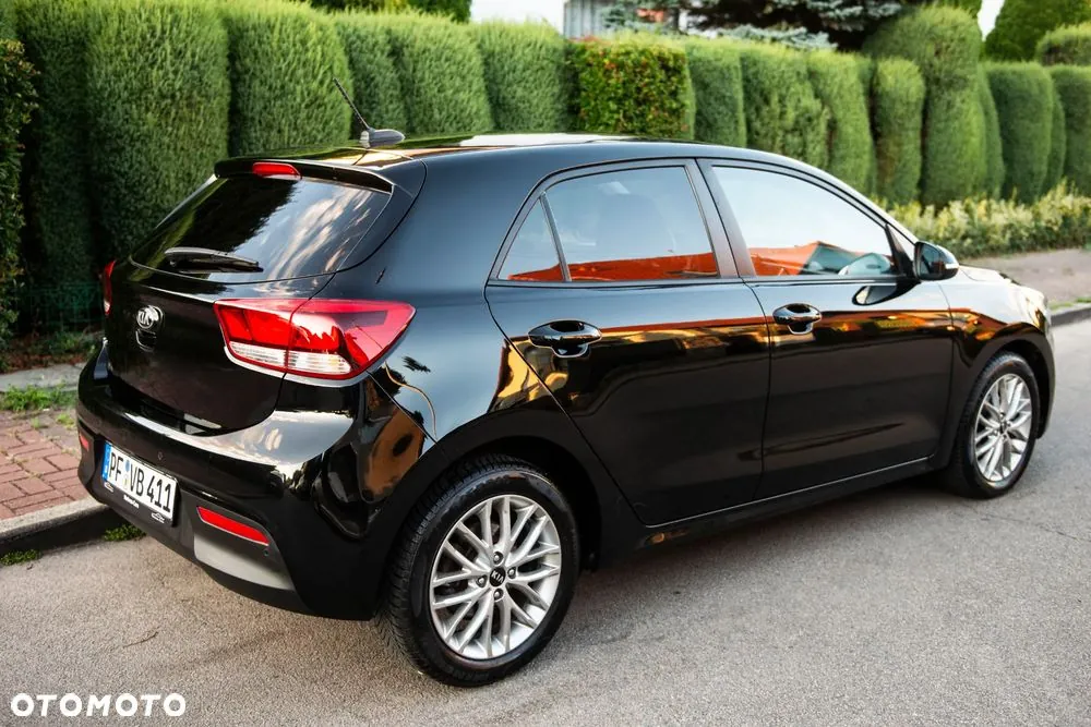 Kia Rio 2018 photo 5