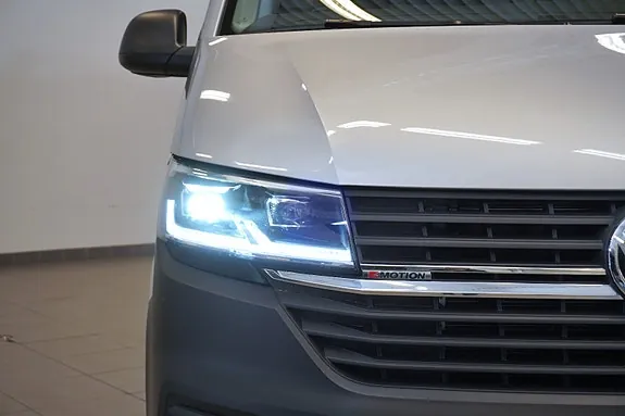 Volkswagen Transporter 2022 photo 3