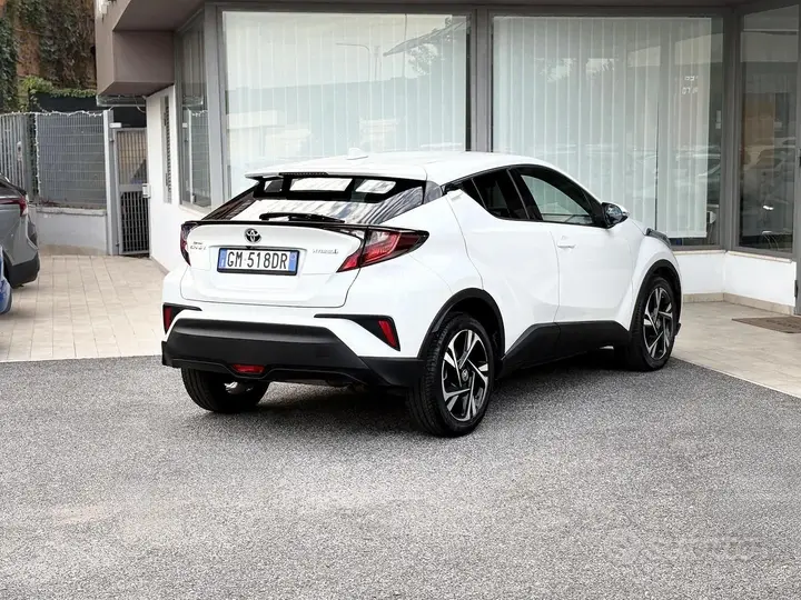 Toyota C-Hr 2022 photo 5