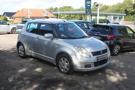 Suzuki Swift 2006 photo 3