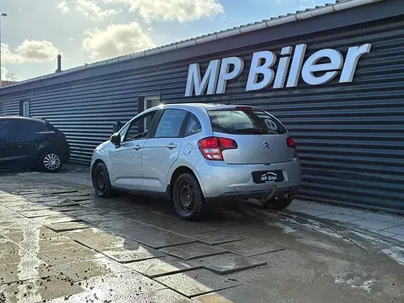 Citroen C3 2010 photo 3