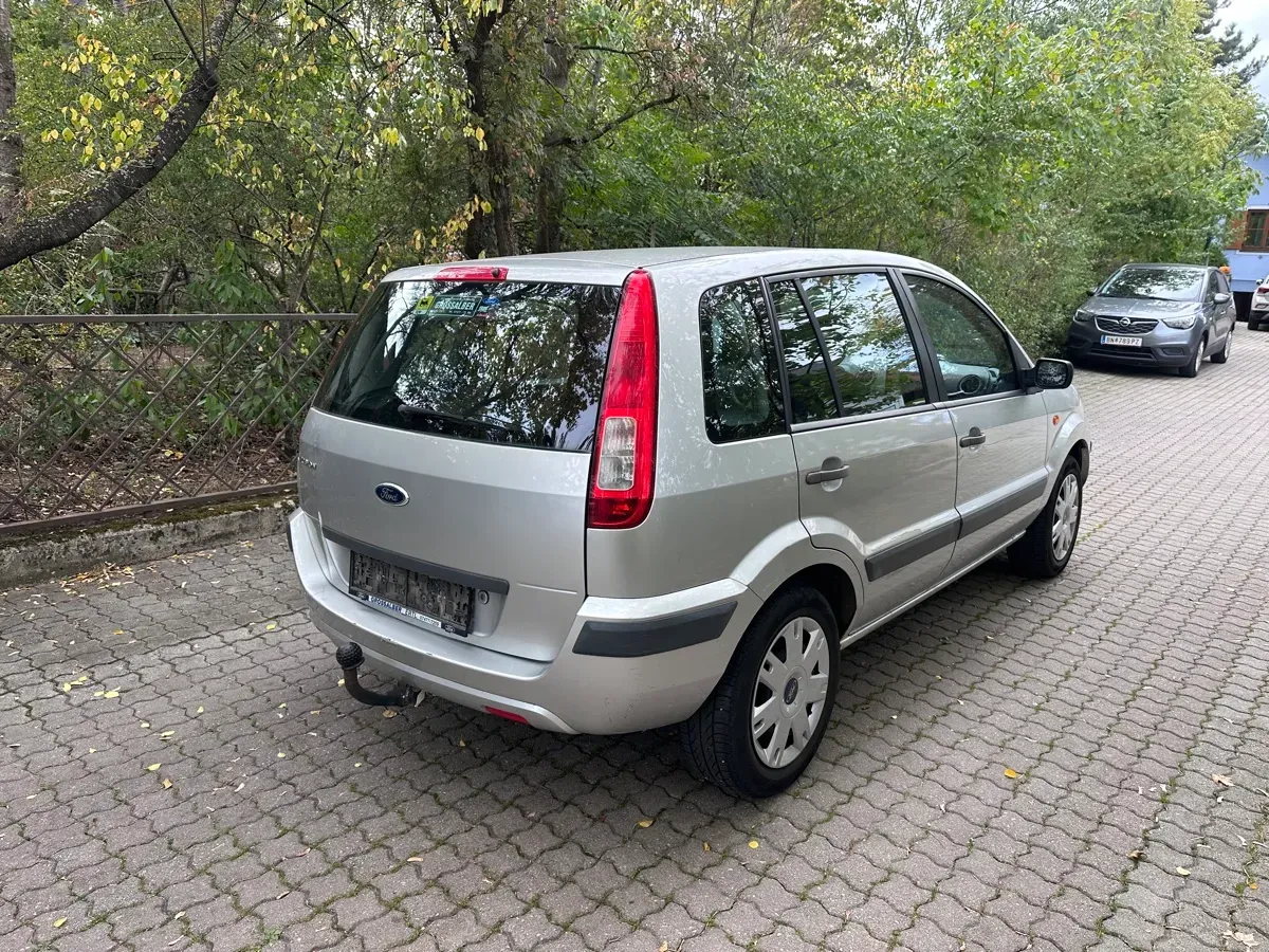 Ford Fusion 2009 photo 3