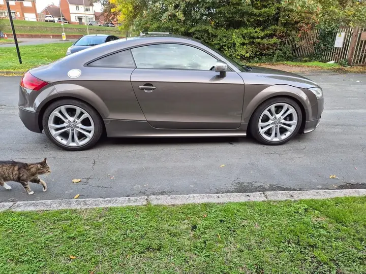 Audi Tts 2011 photo 5