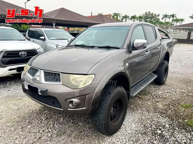 Mitsubishi Triton