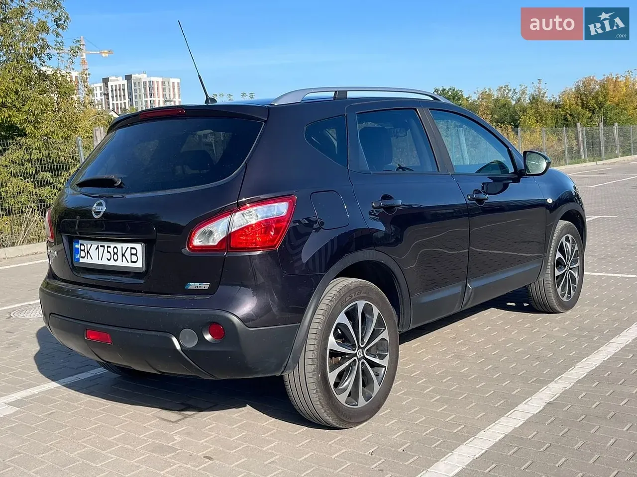 Nissan Qashqai 2011 photo 3