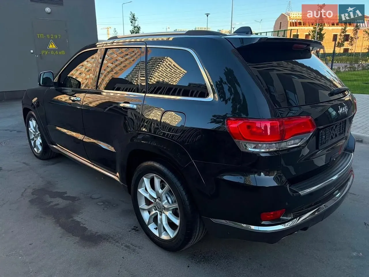 Jeep Grand Cherokee 2015 photo 4