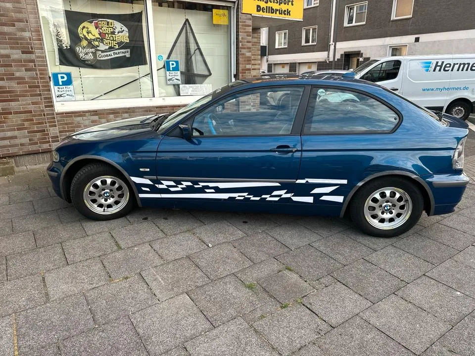 BMW E30