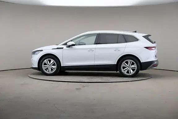 Skoda Enyaq 2023 photo 4