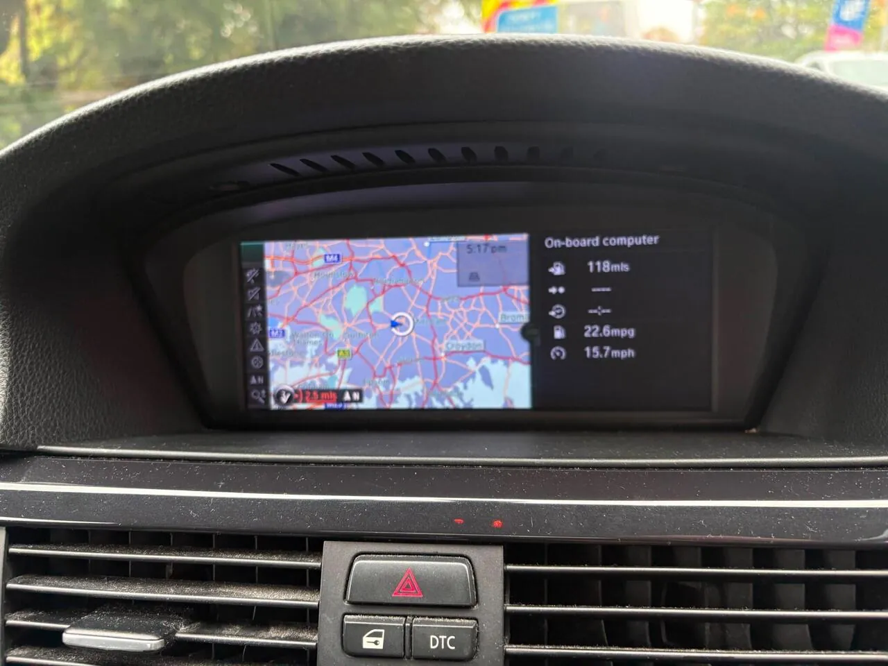 BMW 3 Series 2010 photo 3
