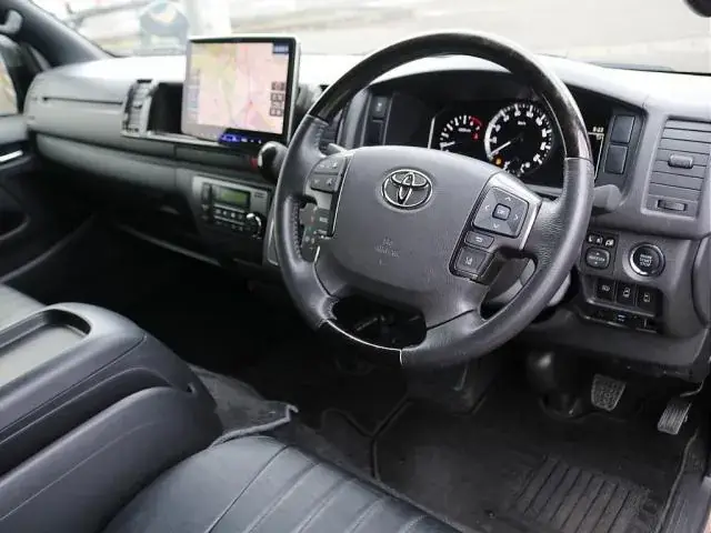 Toyota Hiace Van 2020 photo 5