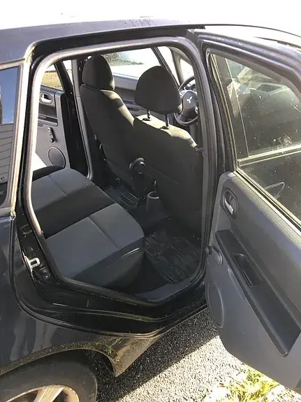 Mitsubishi Colt 2011 photo 5