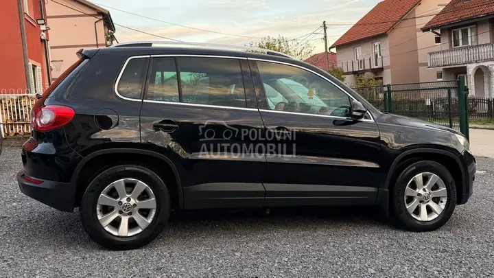 Volkswagen Tiguan 2009 photo 4