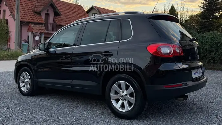 Volkswagen Tiguan 2009 photo 2