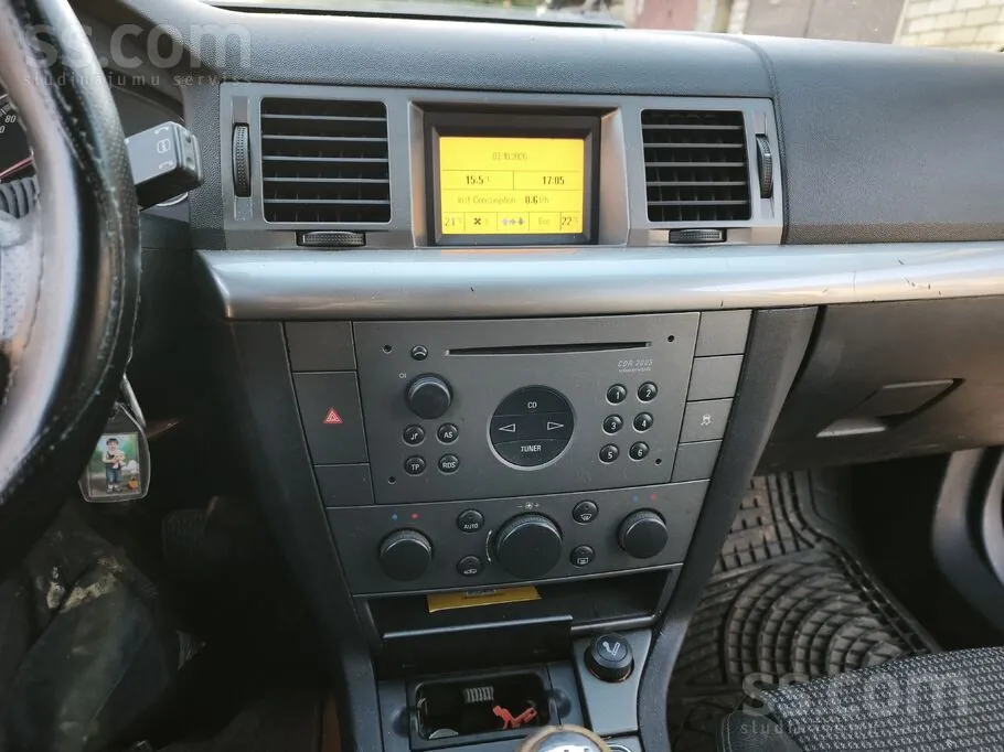 Opel Vectra 2004 photo 2