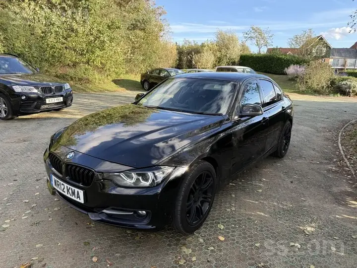 BMW 320D 2012 photo 3