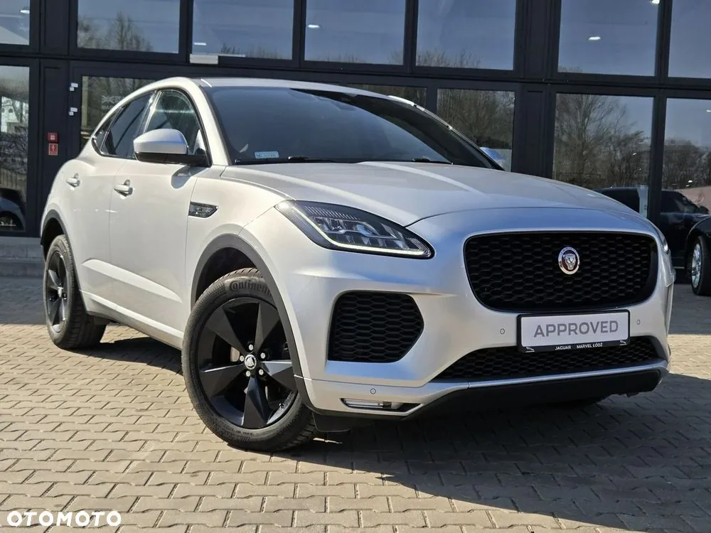 Jaguar E-Pace 2019 photo 4