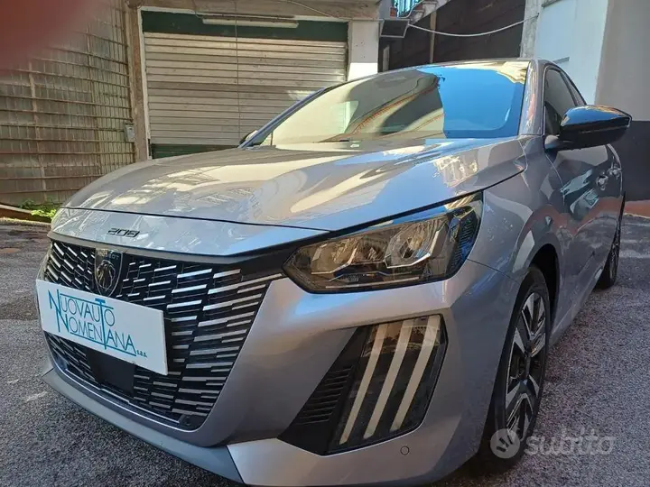 Peugeot 208 2025 photo 2
