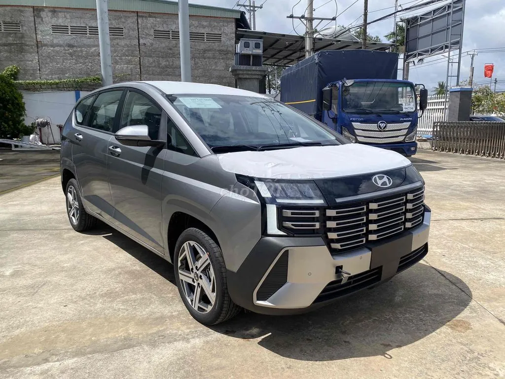 Hyundai Stargazer 2026 photo 2