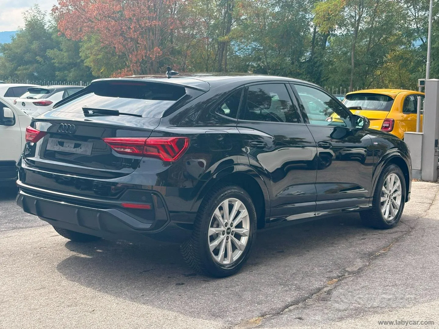 Audi Q3 2025 photo 5