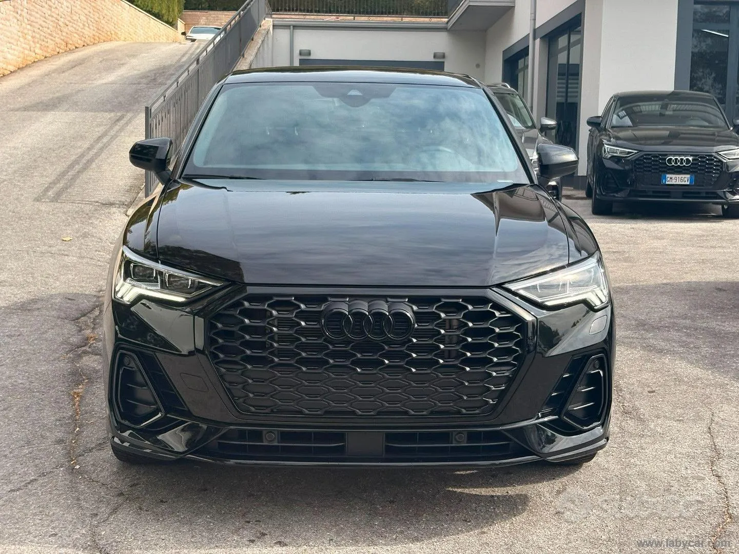 Audi Q3 2025 photo 2