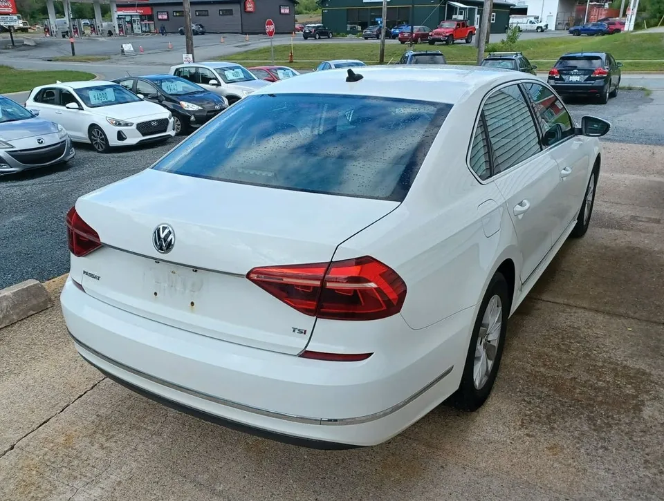 Volkswagen Passat 2017 photo 4