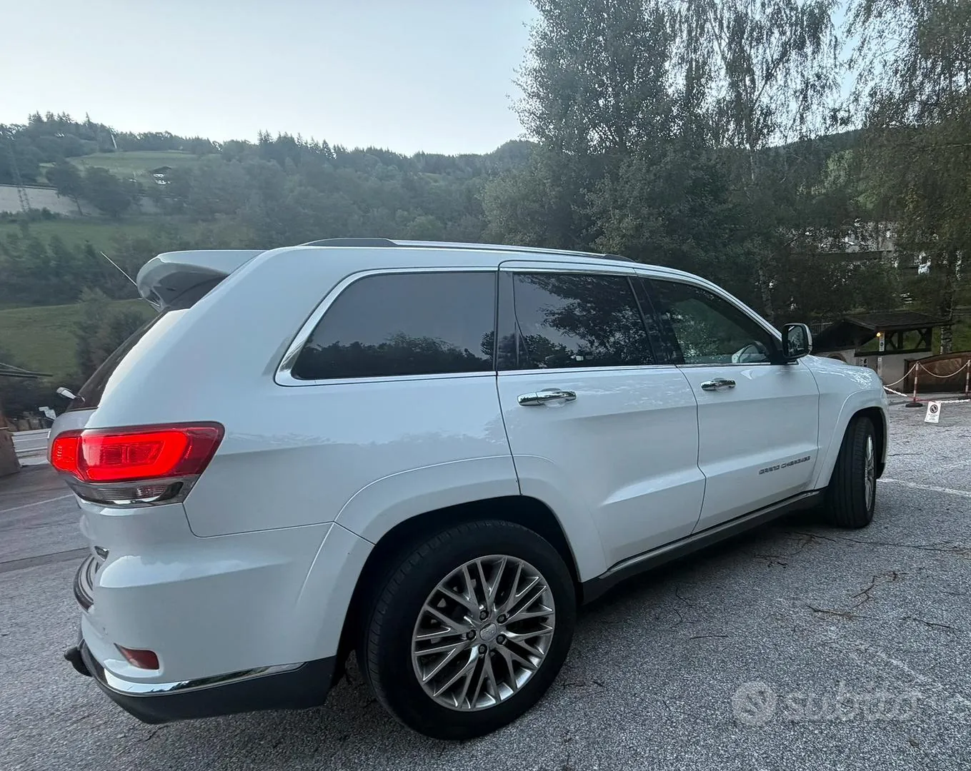 Jeep Grand Cherokee 2015 photo 3