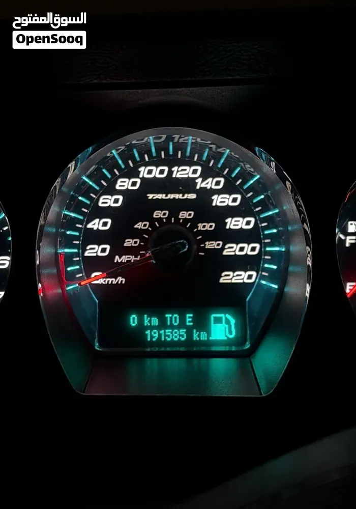 Ford Taurus 2012 photo 4