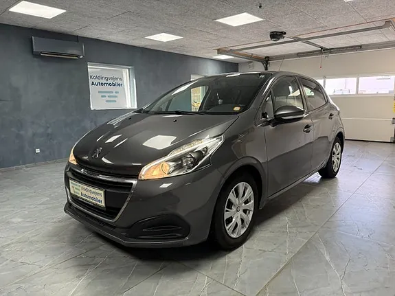 Peugeot 208 2017 photo 2