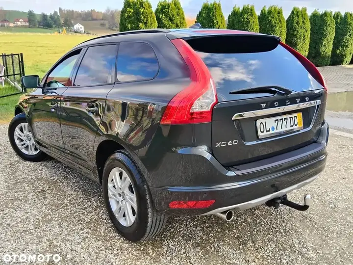 Volvo Xc60 2017 photo 2