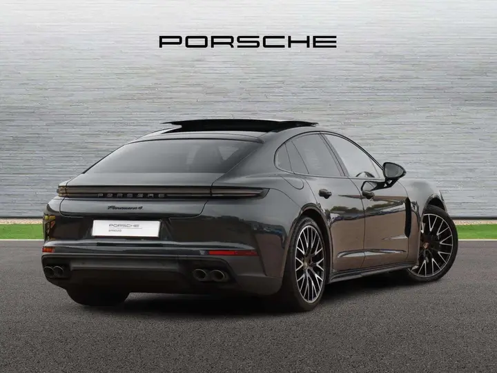 Porsche Panamera 2025 photo 3