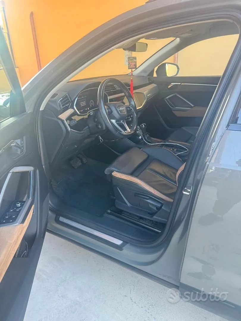 Audi Q3 2019 photo 4