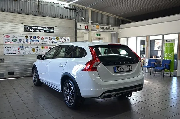 Volvo V60 Cross Country 2016 photo 4