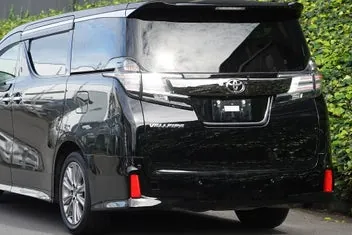 Toyota Vellfire 2017 photo 4