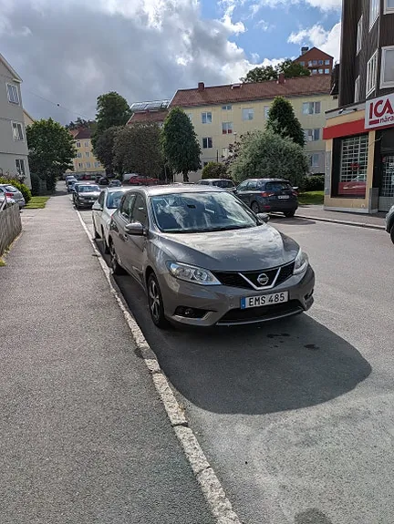 Nissan Pulsar 2015 photo 4
