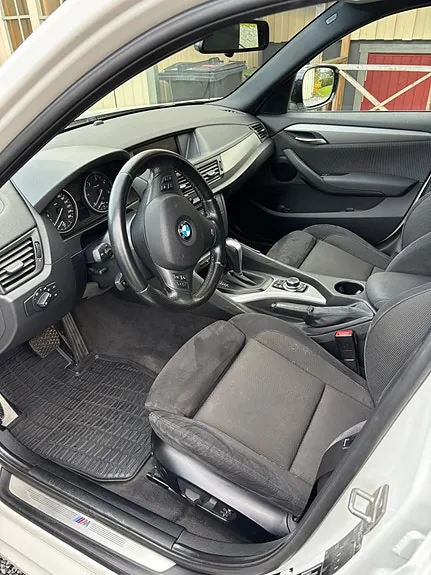BMW X1 2012 photo 4