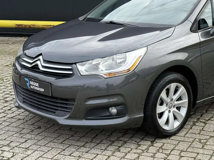 Citroen C4 2011 photo 5