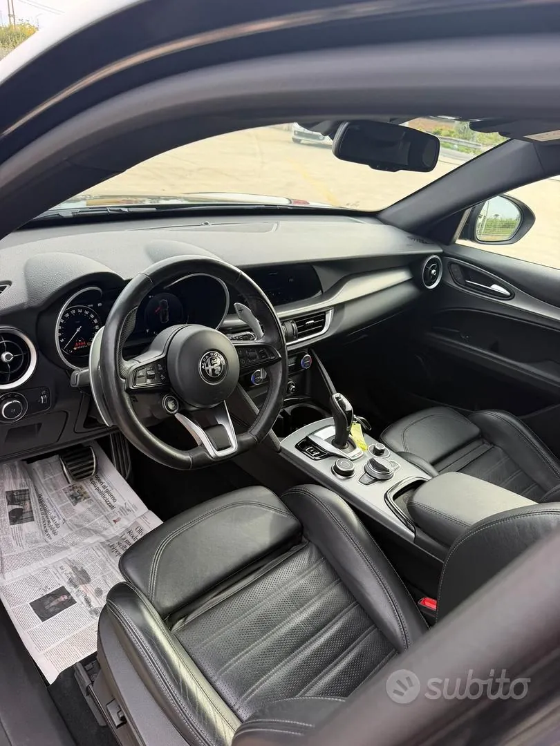 Alfa Romeo Stelvio 2023 photo 5